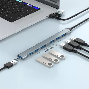 Gembird 7 portu USB 3.2 Gen 2 centrmezgls - 6x USB-A 2.0 + 1x USB-A 3.2, sudraba