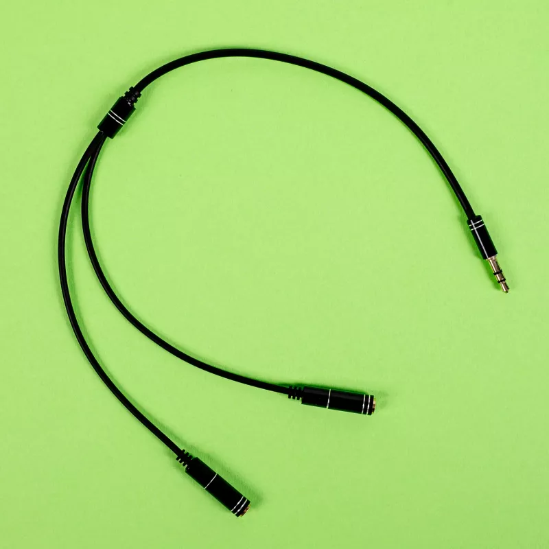 Gizzu 3-Pole Audio Splitter Cable - Melns