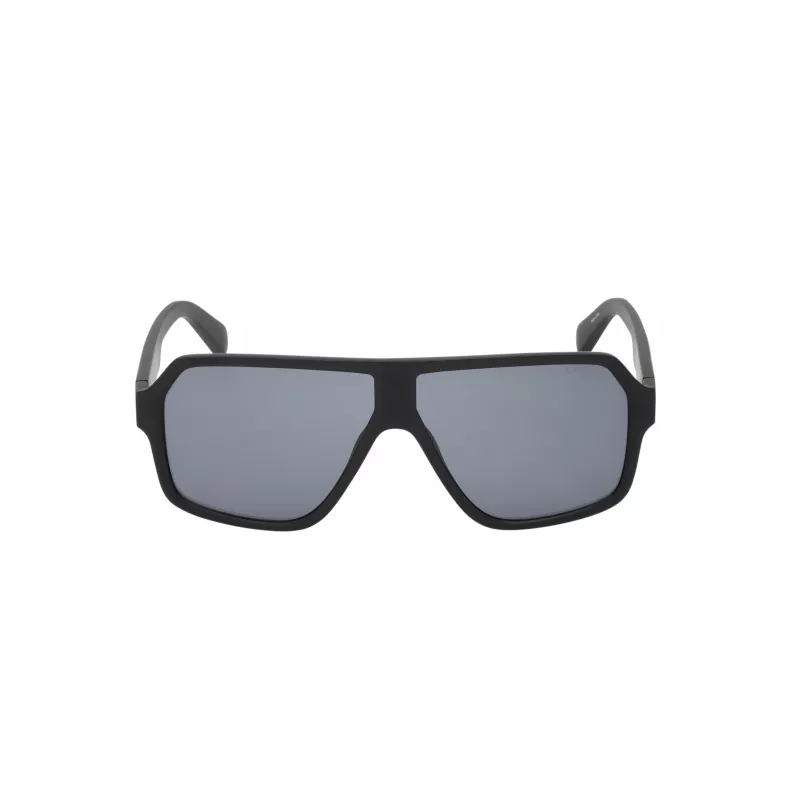 GUESS GF00047-6102A Vīriešu taisnstūra saulesbrilles - spīdīgs melns rāmis, dūmu lēcas, 61 mm