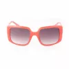 GUESS Sieviešu saulesbrilles GU00097-5372F - Spīdīgs melns rāmis, gradienta dūmu lēcas, 53 mm