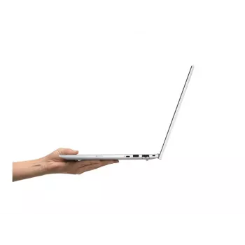 HP EliteBook 8 G2a AMD Ryzen AI 5 435 14 collas 16GB 512GB Windows 11 Pro 3YW