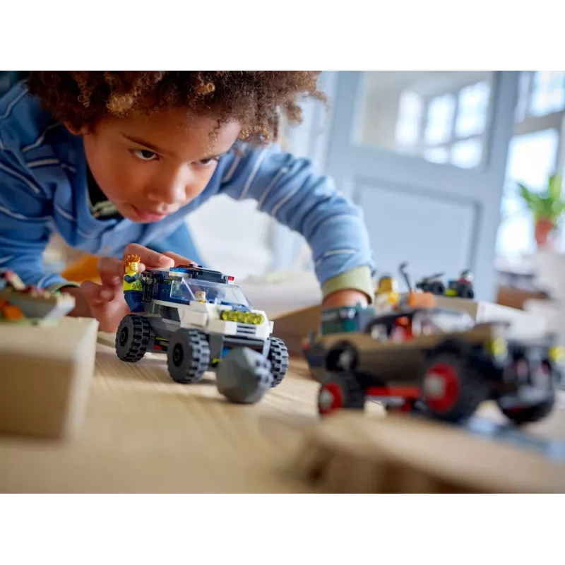 LEGO City 60449 - Policijas bezceļu auto vajāšana