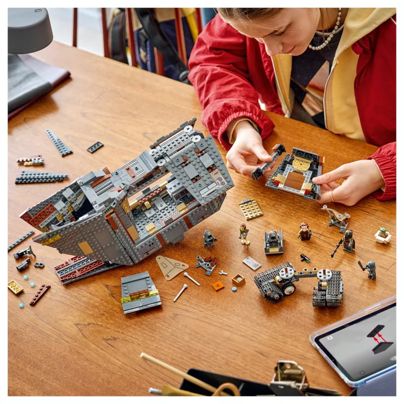 LEGO Star Wars Offworld smilšu kāpurs un dubļu rags 75453