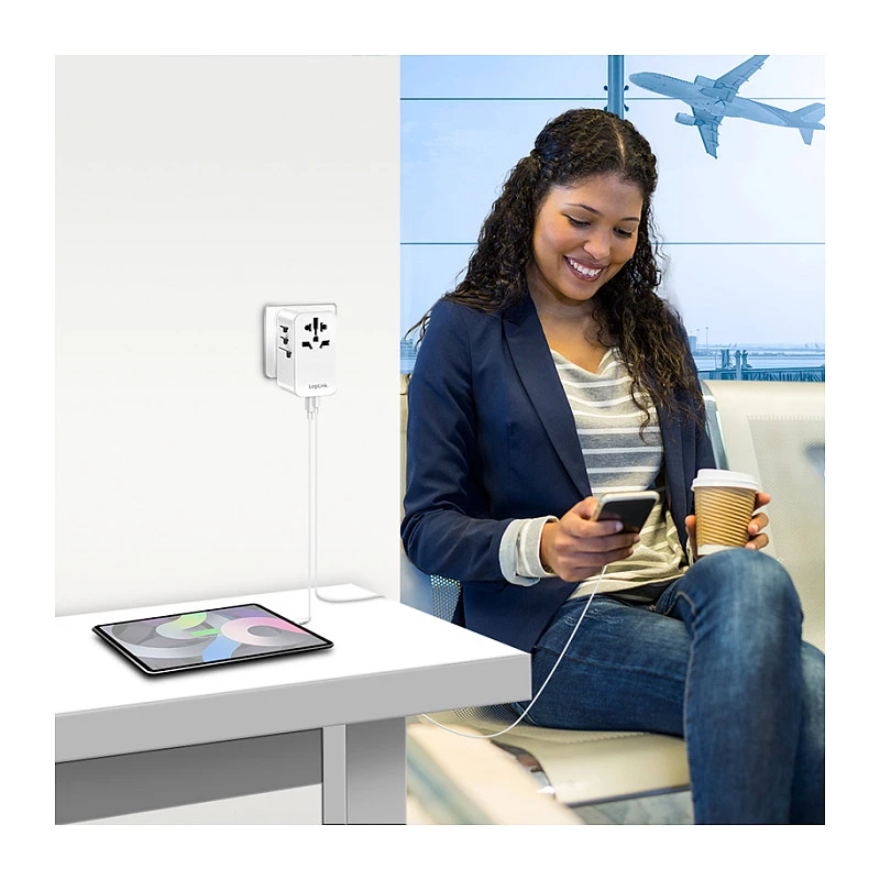 LOGILINK PA0357 USB-A/C ceļojumu lādētājs, 70 W GaN, 4 porti, 2x USB-A (QC), 2x USB-C (PD), plāns, balts