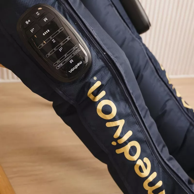 Medivon Compression Massager Aeria - Kāju un pēdu gaisa kompresijas masieris ar siltumu, 3 režīmi, 3 intensitātes, bezvadu tālvadība