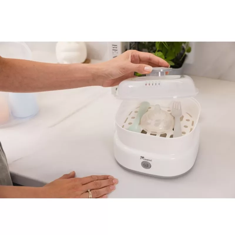 Momini Bottle Steriliser QuickSteam - Elektriskais tvaika sterilizators 6 pudeļu barošanai, 8 minūšu cikls, automātiska izslēgšanās, bez BPA