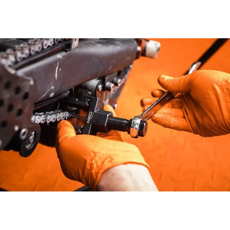 NEO TOOLS 10-505 Automātiskās sprūdrata gofrēšanas knaibles izolētiem, neizolētiem spailēm un uzgaļiem 0,5-10 mm²