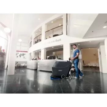 Nilfisk Efficient ar akumulatoru darbināms skrubera žāvētājs 50000334