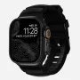 NOMAD Rocky Point Band Apple Watch 46mm/49mm ar FKM un titānu (Carbon Black, Black Hardware)