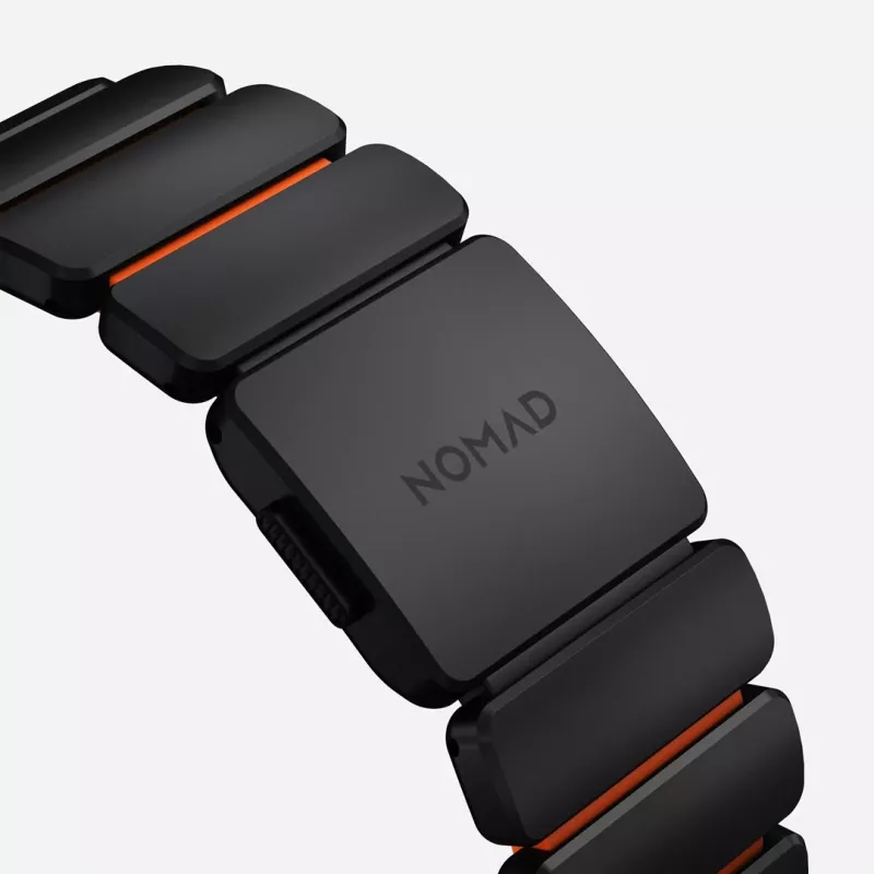 NOMAD Stratos Band - Titāna aproce Apple Watch 49mm ar FKM (Melnais titāns, Ultra oranžs FKM)