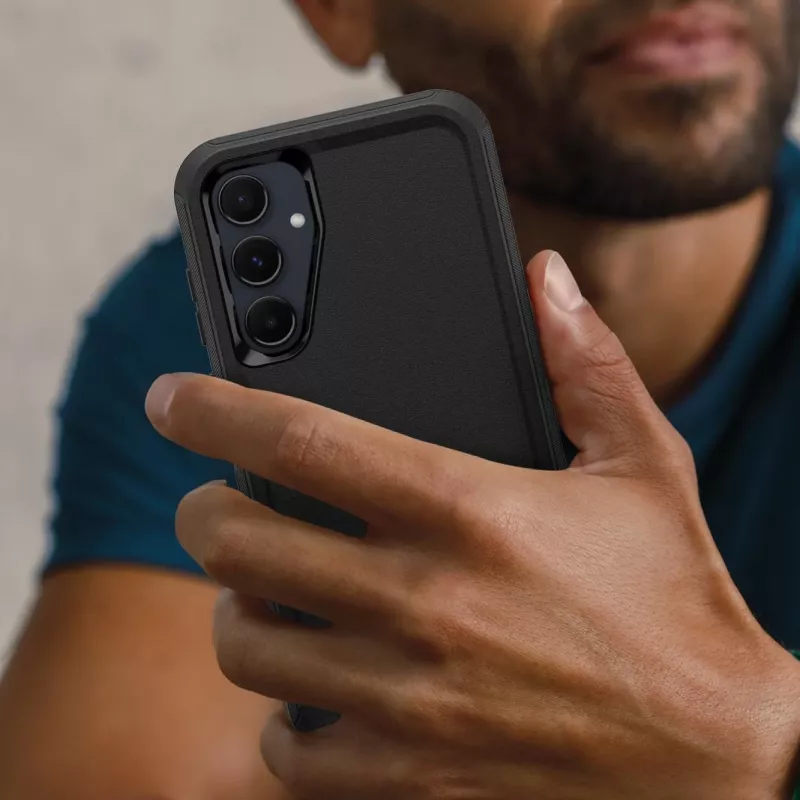 OtterBox Defender Series aizmugurējais vāciņš Samsung Galaxy S20 FE - melns 77-95431