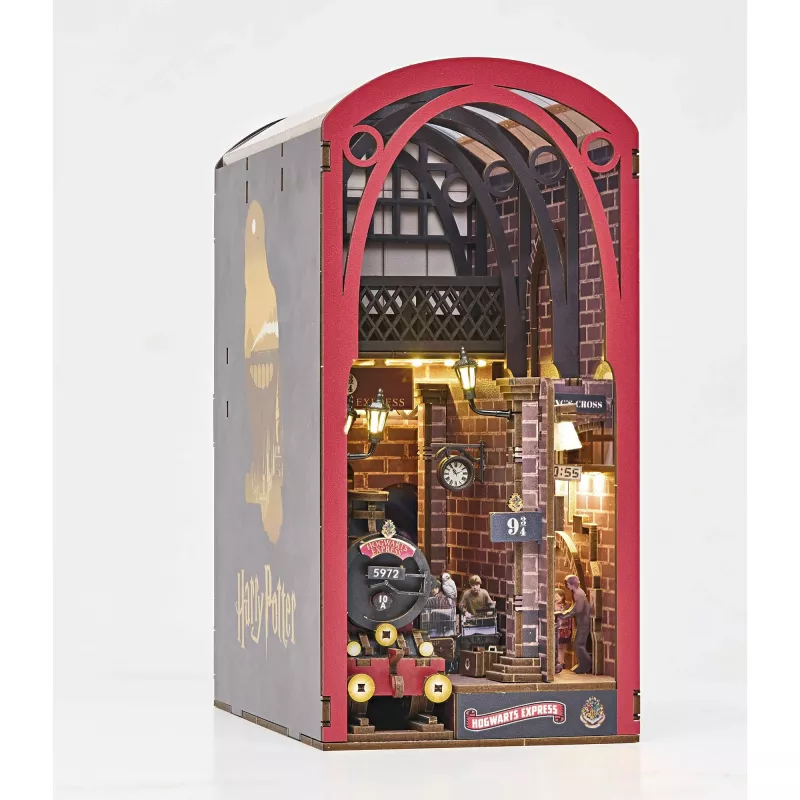 Revell Tiny Adventures - Harijs Poters Hogwarts Express Snap-Fit Modeļa Komplekts