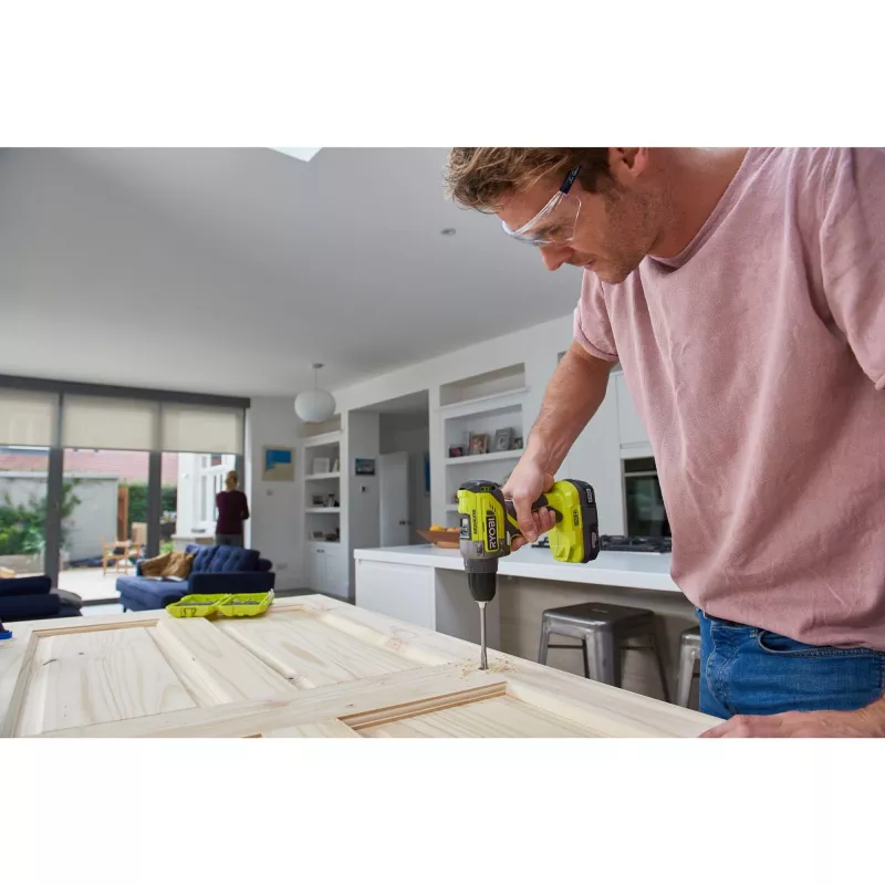 RYOBI ONE+ bezvada urbjmašīna-uzgriežņatslēga R18DD5-220S, 18V (zaļa/melna, 2x Li-Ion 2.0Ah akumulatori, soma)