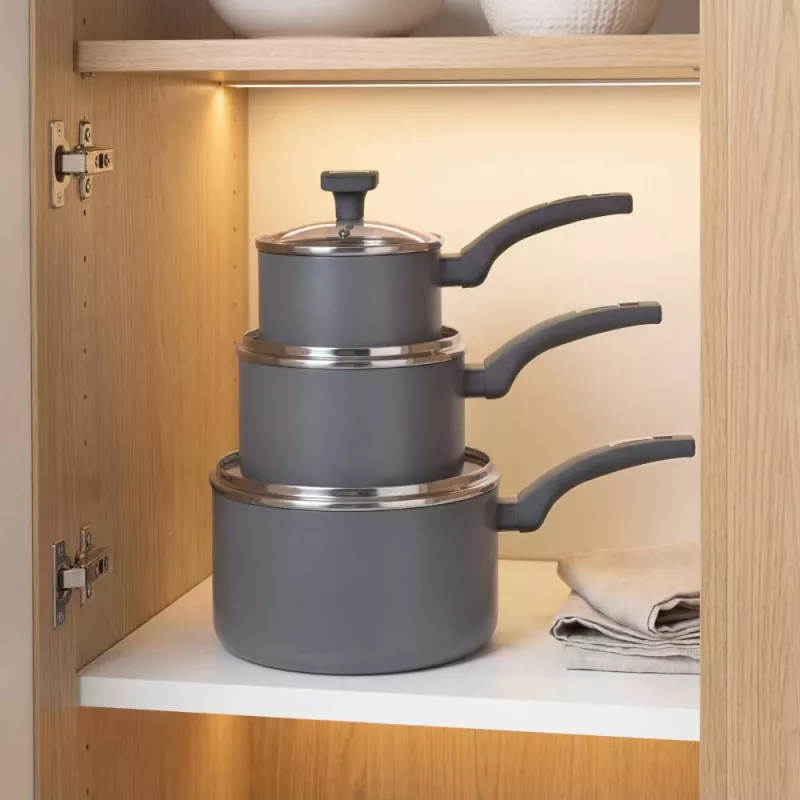 Salter BW14720 Alto 20cm Katliņš - Kalts Alumīnijs, Nepiedegošs, Indukcijai Piemērots, Melns