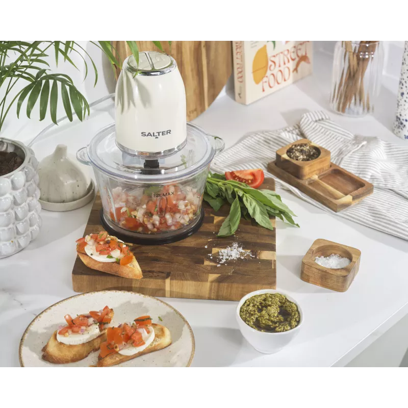 Salter EK6686CRMVDE Retro Food Chopper 200W 0.5L Cream