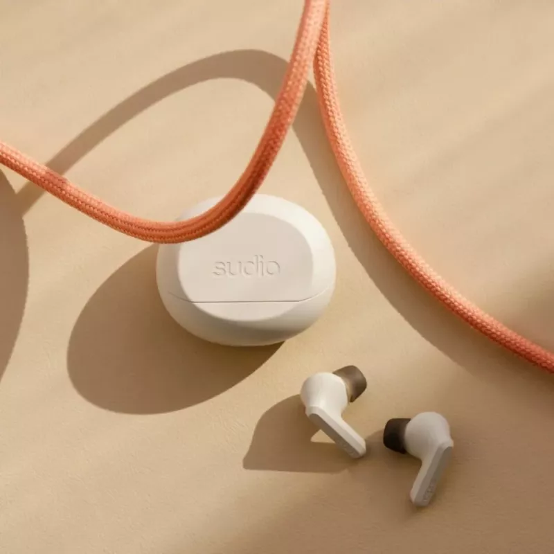 Sudio A3 Pro bezvadu austiņas, Bluetooth 5.4, Fog White