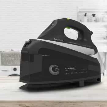 Taurus Sliding Pro 3000 Non Stop Tvaika ģeneratora gludeklis 3000 W 1.5 L Keramikas zole Melns