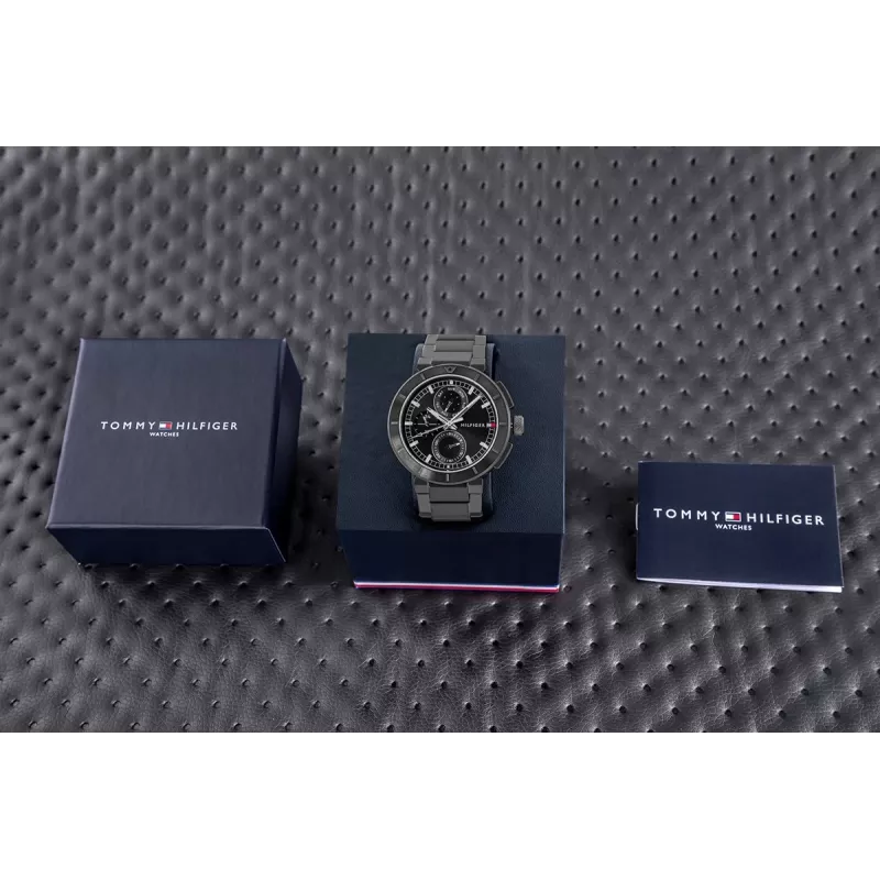 Tommy Hilfiger Vīriešu Decker kvarca pulkstenis 44mm nerūsējošais tērauds zils ciparnīca brūna āda