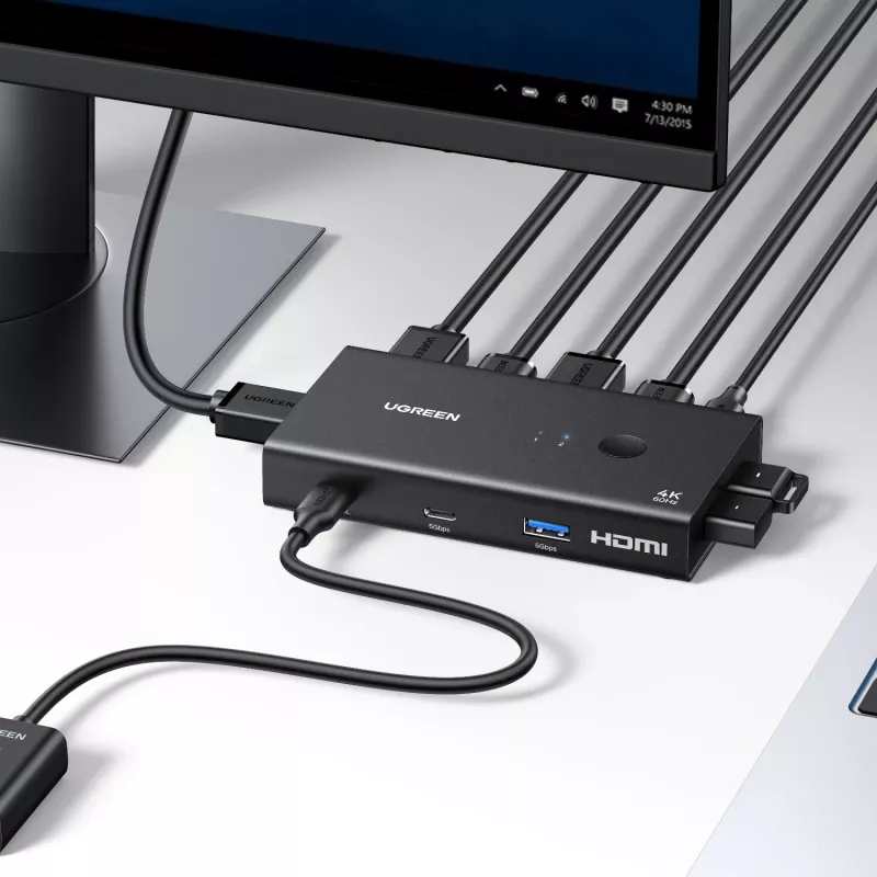 UGREEN HDMI 2.0 KVM slēdzis 2-in-1 Out, 2 datori 1 monitors, 4K@60Hz, 3 portu USB 2.0 centrmezgls, pogas un karsto taustiņu pārslēgšana, alumīnija sakausējums, HDCP 2.2, HDR10
