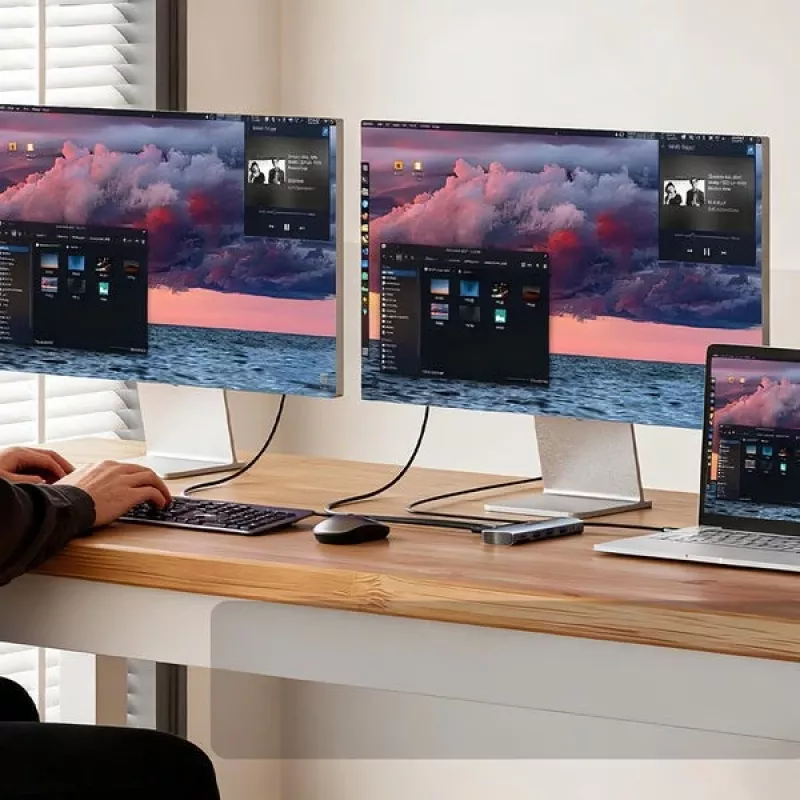 Unitek 4 portu USB 3.0 centrmezgls ar 30 cm kabeli, pelēks