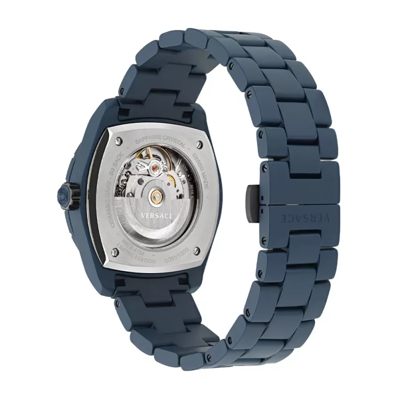 Versace V-Extreme Pro Men's Swiss Quartz Watch VE7K00223 43mm Stainless Steel Black Dial Silver-Tone Bracelet