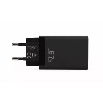 Voltage GaN lādētājs 67W sienas lādētājs, PD 3.0 / QC 3.0, 2x USB-C un 1x USB-A, ES spraudnis, melns