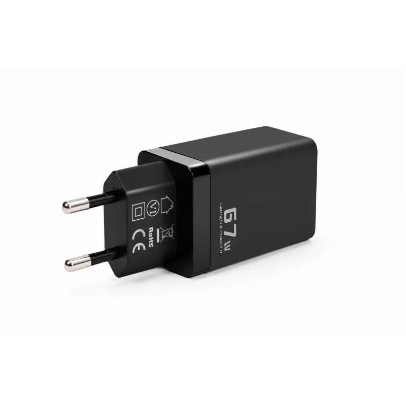 Voltage GaN lādētājs 67W sienas lādētājs, PD 3.0 / QC 3.0, 2x USB-C un 1x USB-A, ES spraudnis, melns
