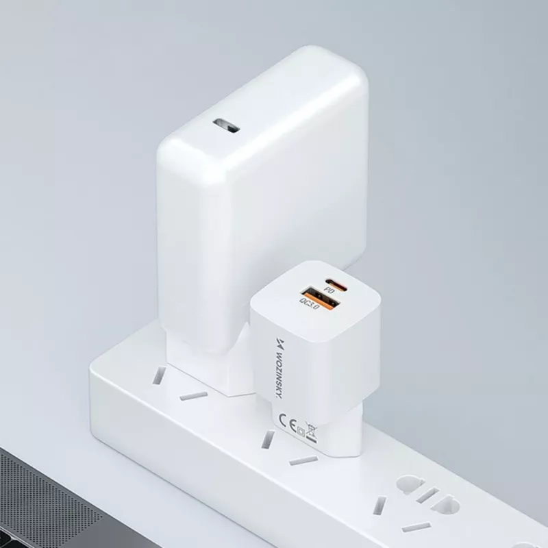 Wozinsky CMWCW 20W USB-C / USB-A sienas lādētājs - balts