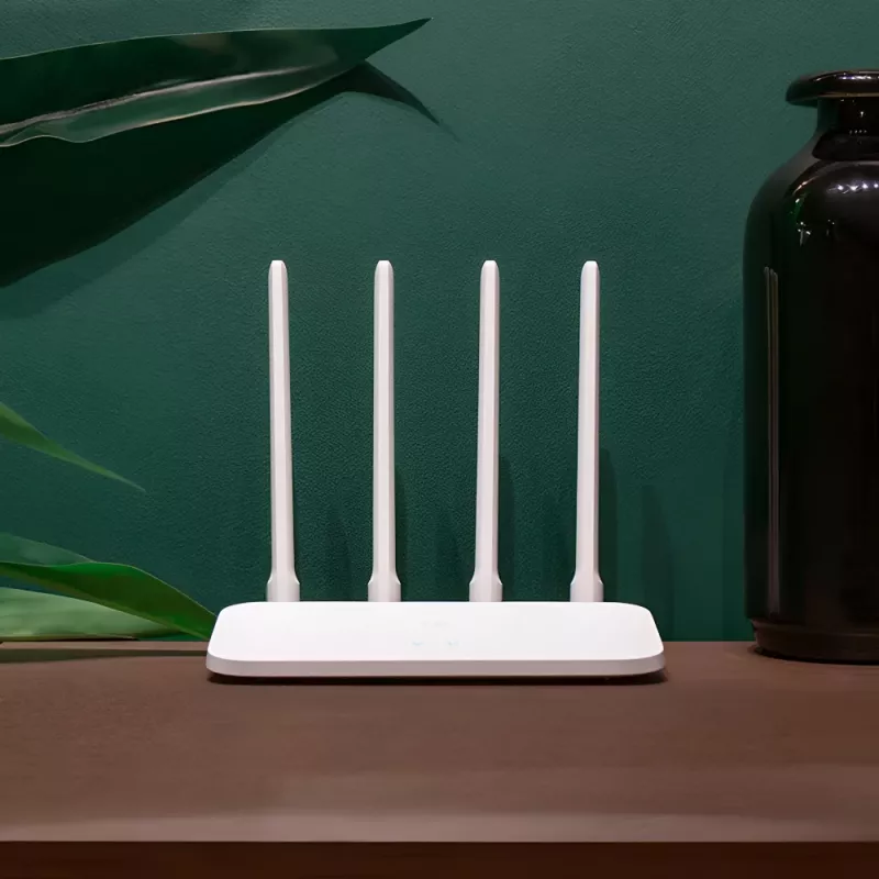 Xiaomi Mi Router 4C Wi-Fi 4 bezvadu maršrutētājs (2.4GHz, 300 Mbps, 4 antenas, 3x Fast Ethernet) balts