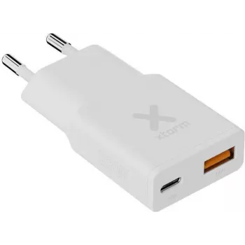 Xtorm Go2 Series SlimLine sienas lādētājs 33W 1x USB-C 1x USB-A Balts